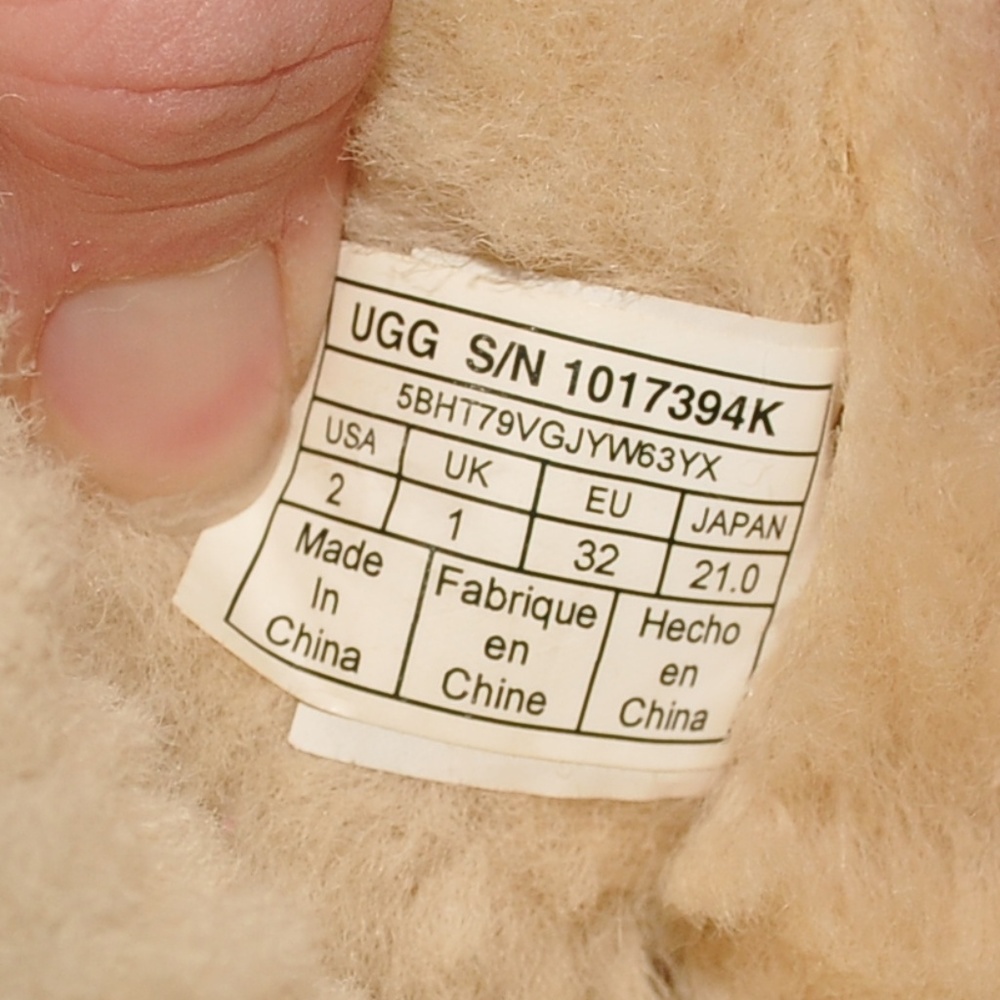 Girls Bailey Bow Boot UGG Boots Girls 2 3086 - Picture 7 of 7